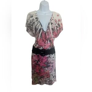 Entry Women Dress V Neck Sheer Floral Pink with Belt. Size Medium. NWT.